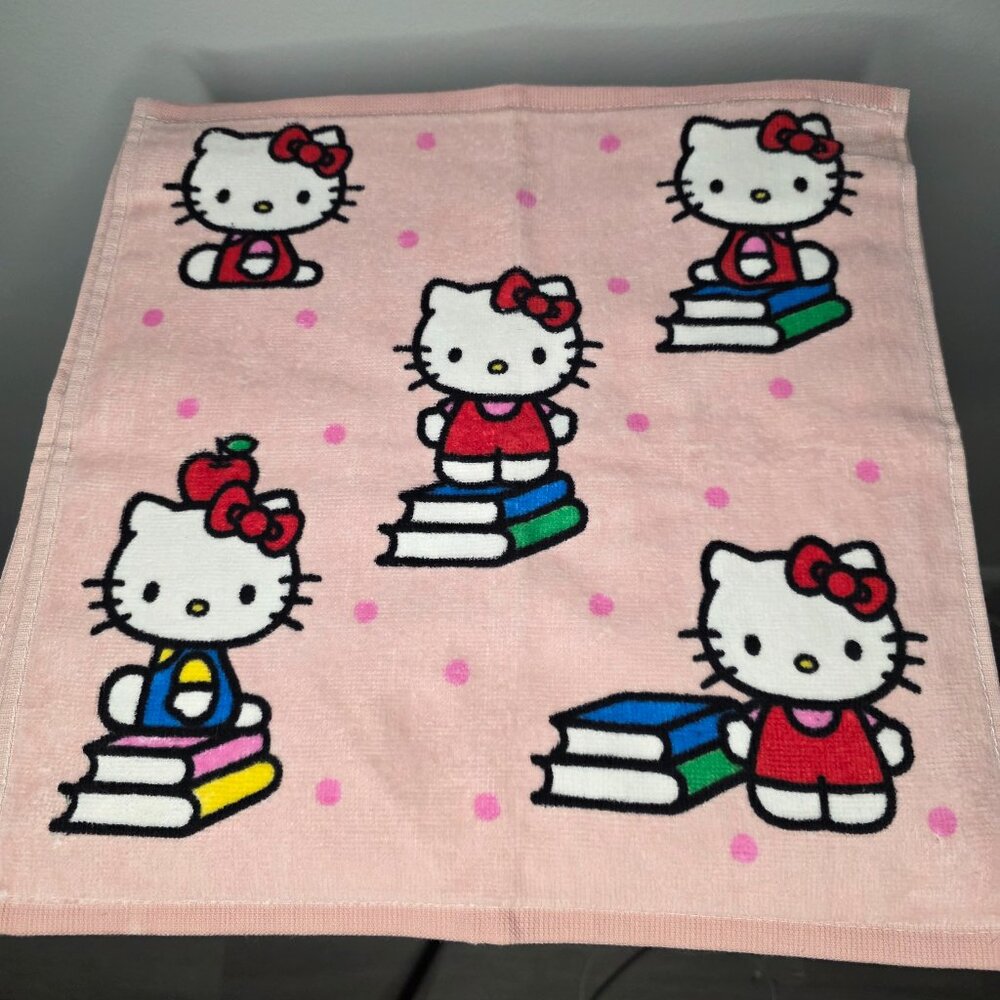 Sanrio Hello Kitty Lot of Four Washcloths 13"x13" NWOT